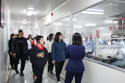 大手牵小手参访燕之屋透明工厂--厦门实验小学社会实践队之行