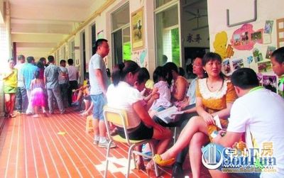 今年厦门"金猪宝宝"扎堆 外来娃入公办校变难