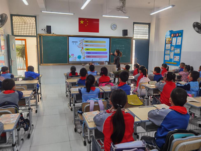 你笑起来真好看--厦门市莲龙小学2021年春季开学